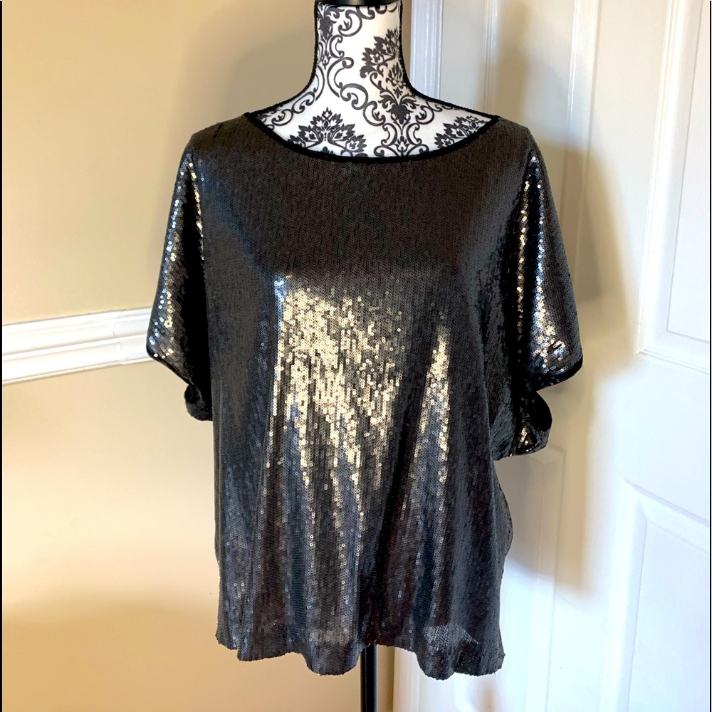 Akiko, women’s, “almost sleeveless” black Sequined Top, size Lg.